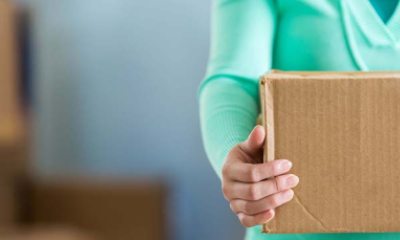delivery-box-hands