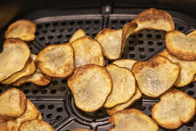 Air fryer potato chip recipe