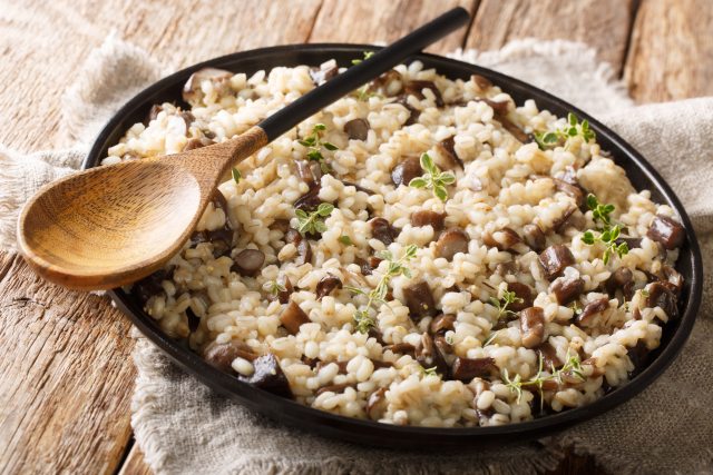 farro risotto with mushrooms