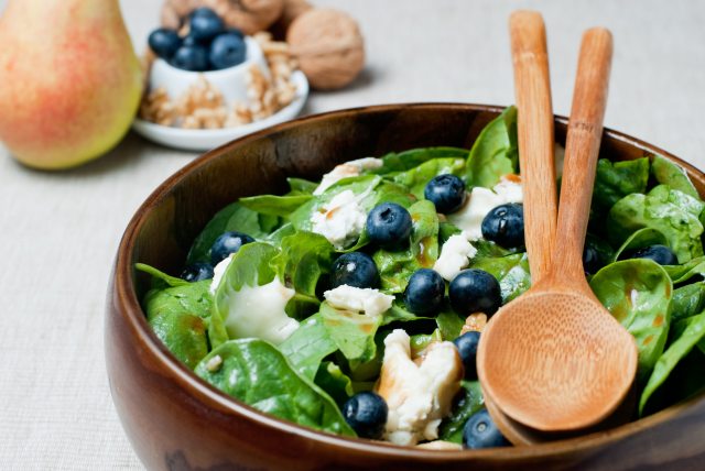 blueberry spinach salad recipe