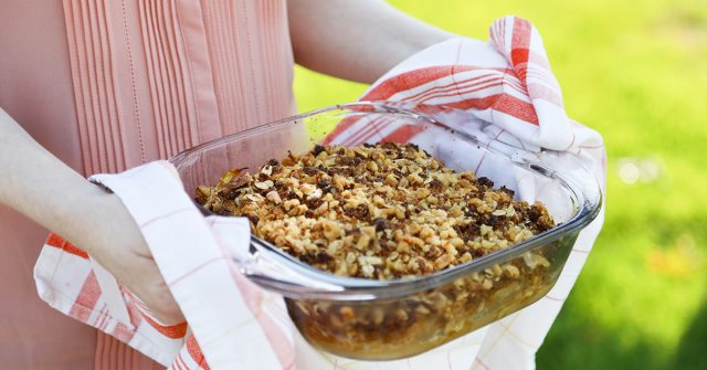 Pear-Walnut Crumble