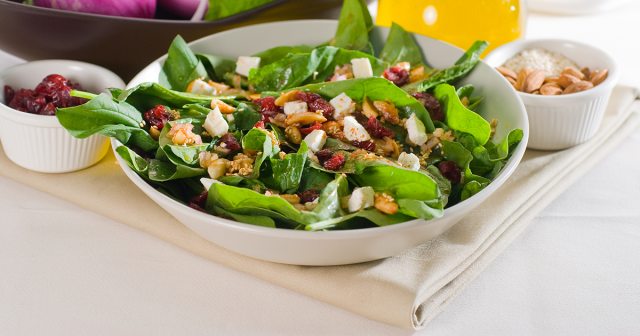 Pomegranate and spinach salad
