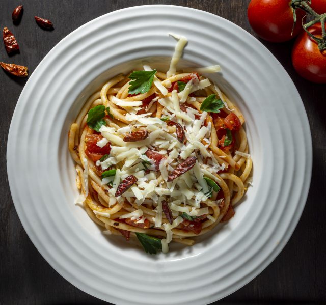 tomato sauce with pasta