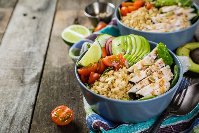 chipotle chicken quinoa bowl recipe