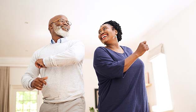 couple dancing