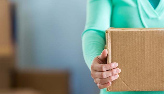 delivery-box-hands
